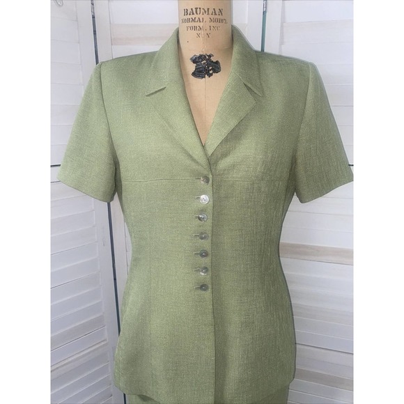 Vintage 80s/90s Dillard’s by Kasper Lime Green 2 Piece Skirt Suit Lined Size 10 - Picture 2 of 9